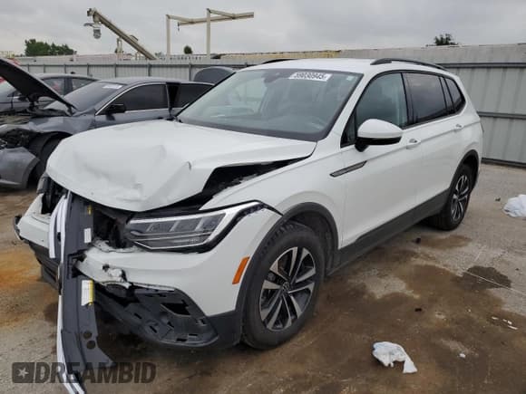 ✅ 2024 Volkswagen Tiguan S • VIN: 3VVRB7AX1RM146392 • Лот: 59030945. Опубликован ранее на Copart с пробегом 51 897 миль. Бесплатный доступ к архиву аукционных продаж из США и подробный отчёт об истории автомобиля на DreamBid. Изображение 1.