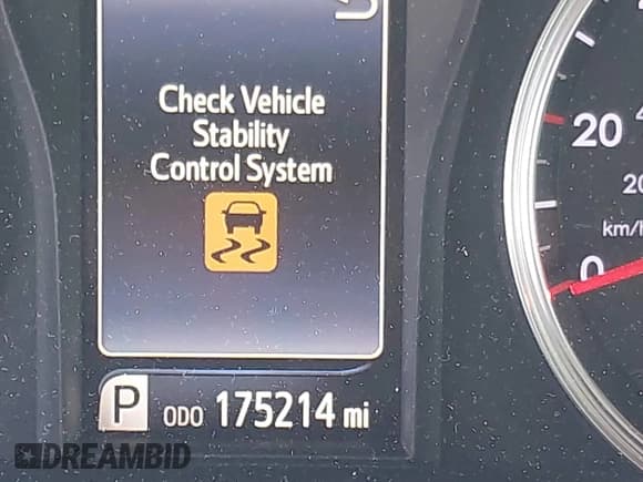 ✅ 2016 Toyota Camry SE • VIN: 4T1BF1FK3GU558378 • Lot: 43106668. Listed on IAAI with 195,000 mi. Free auction sales archive from the USA and detailed vehicle history report at DreamBid. Image 16.