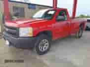 2008 Chevrolet Silverado 1500 Work Truck z VIN 1GCEC14XX8Z192206, wystawiony jako IAAI lot #43172347 z przebiegiem 202 186 mil mil oraz . Historia ofert i sprzedaży dostępna na DreamBid. Obrazek 17.