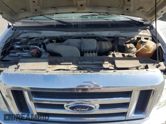 ✅ 2008 Ford Econoline Passenger XL • VIN: 1FBNE31L58DB37865 • Lot: 61240235. Wystawiony na Copart z przebiegiem 136 743 mil. Bezpłatny archiwum sprzedaży aukcyjnych z USA i szczegółowy raport historii pojazdu na DreamBid. Zdjęcie 12.