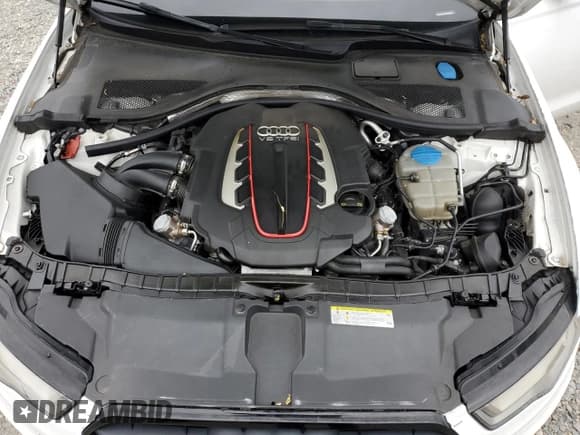 ✅ 2014 Audi S6 Prestige • VIN: WAUF2AFC5EN055448 • Лот: 73227954. Опубликован ранее на Copart с пробегом 98 994 миль. Бесплатный доступ к архиву аукционных продаж из США и подробный отчёт об истории автомобиля на DreamBid. Изображение 12.