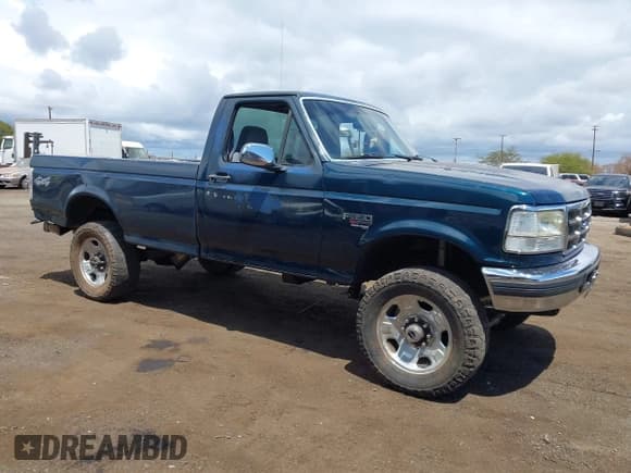 ✅ 1997 Ford F-350 • VIN: 1FTHF36FXVED19561 • Lot: 43317135. Wystawiony na IAAI z przebiegiem 180 043 mil. Bezpłatny archiwum sprzedaży aukcyjnych z USA i szczegółowy raport historii pojazdu na DreamBid. Zdjęcie 1.