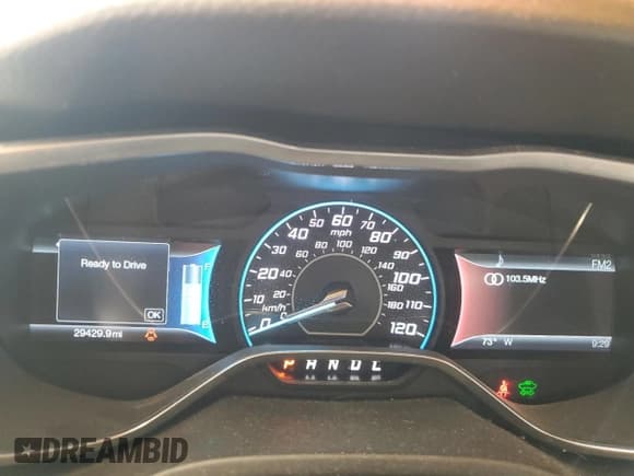 ✅ 2016 Ford Focus Electric • VIN: 1FADP3R4XGL406256 • Lot: 82641725. Wystawiony na Copart z przebiegiem 29 429 mil. Bezpłatny archiwum sprzedaży aukcyjnych z USA i szczegółowy raport historii pojazdu na DreamBid. Zdjęcie 9.