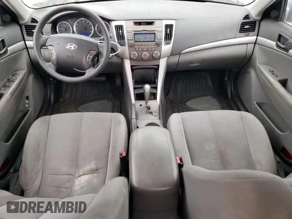 ✅ 2010 Hyundai Sonata GLS • VIN: 5NPET4AC4AH614373 • Лот: 81558404. Опубликован ранее на Copart с пробегом 248 348 миль. Бесплатный доступ к архиву аукционных продаж из США и подробный отчёт об истории автомобиля на DreamBid. Изображение 8.