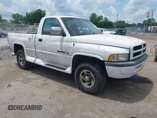 ✅ 1997 Dodge 1500 • VIN: 1B7HF16Z0VS121720 • Lot: 42787691. Wystawiony na IAAI z przebiegiem 209 700 mil. Bezpłatny archiwum sprzedaży aukcyjnych z USA i szczegółowy raport historii pojazdu na DreamBid. Zdjęcie 1.