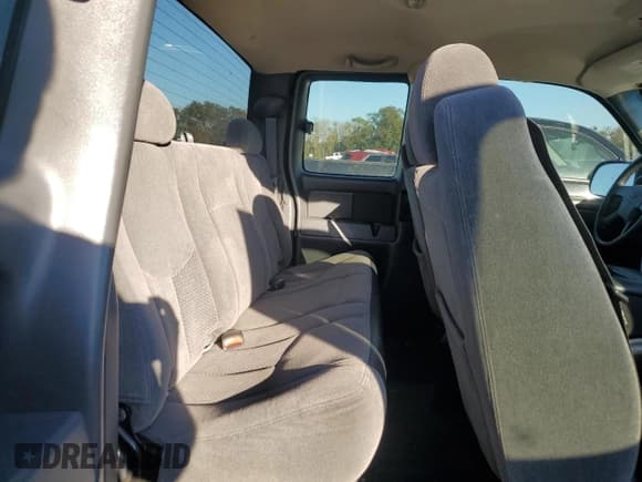 ✅ 2005 Chevrolet Silverado 1500 LS • VIN: 1GCEC19V75Z258214 • Lot: 71930004. Listed on Copart with 178,318 mi. Free auction sales archive from the USA and detailed vehicle history report at DreamBid. Image 10.