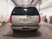✅ 2009 GMC Yukon SLT 4SB • VIN: 1GKFK33059R247089 • Lot: 41995681. Listed on IAAI with 209,824 mi. Free auction sales archive from the USA and detailed vehicle history report at DreamBid. Image 17.