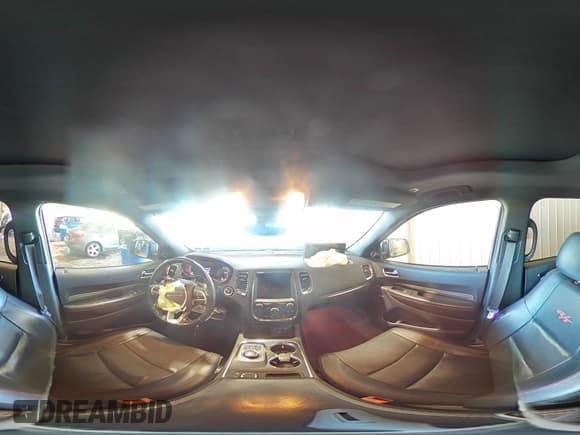 ✅ 2017 Dodge Durango R/T • VIN: 1C4SDJCT2HC725831 • Lot: 85854635. Wystawiony na Copart z przebiegiem 140 920 mil. Bezpłatny archiwum sprzedaży aukcyjnych z USA i szczegółowy raport historii pojazdu na DreamBid. Zdjęcie 16.