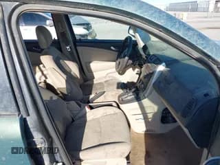 ✅ 2006 Saturn VUE • VIN: 5GZCZ33D96S869582 • Lot: 42011060. Wystawiony na IAAI z przebiegiem 159 203 mil. Bezpłatny archiwum sprzedaży aukcyjnych z USA i szczegółowy raport historii pojazdu na DreamBid. Zdjęcie 5.