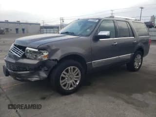 ✅ 2013 Lincoln Navigator • VIN: 5LMJJ2H56DEL03606 • Lot: 57320805. Listed on Copart with 125,405 mi. Free auction sales archive from the USA and detailed vehicle history report at DreamBid. Image 1.