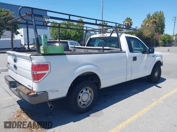 ✅ 2012 Ford F-150 XL • VIN: 1FTMF1CM6CKE23646 • Lot: 42830061. Listed on IAAI with 179,949 mi. Free auction sales archive from the USA and detailed vehicle history report at DreamBid. Image 4.