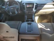 ✅ 2015 Chevrolet Suburban LT • VIN: 1GNSCJKC0FR241999 • Lot: 75596714. Wystawiony na Copart z przebiegiem 192 747 mil. Bezpłatny archiwum sprzedaży aukcyjnych z USA i szczegółowy raport historii pojazdu na DreamBid. Zdjęcie 8.