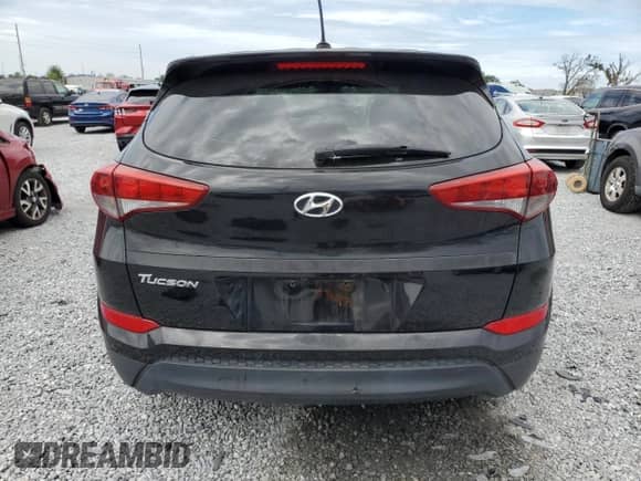 2017 Hyundai Tucson SE z VIN KM8J23A48HU262124, wystawiony jako Copart lot #80371885 z przebiegiem 160 361 mil mil oraz Szkoda całkowita • Salvage title. Historia ofert i sprzedaży dostępna na DreamBid. Obrazek 6.