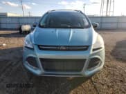 ✅ 2013 Ford Escape SE • VIN: 1FMCU0G98DUB21407 • Lot: 91604805. Wystawiony na Copart z przebiegiem Nie podano. Bezpłatny archiwum sprzedaży aukcyjnych z USA i szczegółowy raport historii pojazdu na DreamBid. Zdjęcie 5.