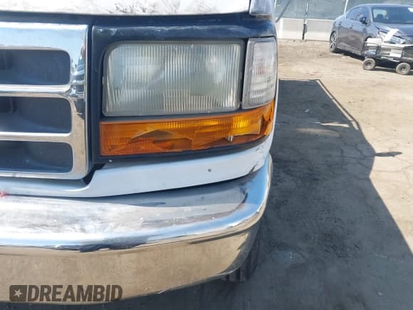 ✅ 1996 Ford F-350 • VIN: 2FTHF35H7TCA60064 • Lot: 42773255. Listed on IAAI with 230,532 mi. Free auction sales archive from the USA and detailed vehicle history report at DreamBid. Image 6.