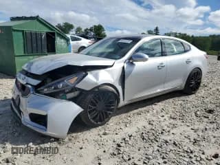 ✅ 2018 Kia Cadenza Premium • VIN: KNALC4J16J5099377 • Lot: 64015225. Wystawiony na Copart z przebiegiem 97 515 mil. Bezpłatny archiwum sprzedaży aukcyjnych z USA i szczegółowy raport historii pojazdu na DreamBid. Zdjęcie 1.