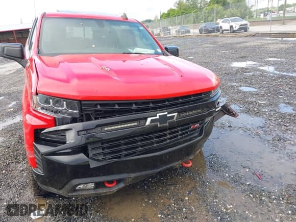 ✅ 2021 Chevrolet Silverado 1500 LT Trail Boss • VIN: 1GCPYFEL1MZ172844 • Lot: 42225897. Wystawiony na IAAI z przebiegiem 59 625 mil. Bezpłatny archiwum sprzedaży aukcyjnych z USA i szczegółowy raport historii pojazdu na DreamBid. Zdjęcie 17.