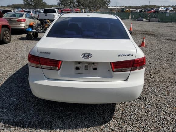 ✅ 2008 Hyundai Sonata GLS • VIN: 5NPET46C58H379940 • Лот: 45282875. Опубликован ранее на Copart с пробегом 121 114 миль. Бесплатный доступ к архиву аукционных продаж из США и подробный отчёт об истории автомобиля на DreamBid. Изображение 6.