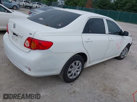 ✅ 2010 Toyota Corolla • VIN: 2T1BU4EE3AC286152 • Lot: 42510074. Listed on IAAI with 183,543 mi. Free auction sales archive from the USA and detailed vehicle history report at DreamBid. Image 4.