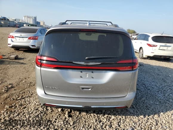✅ 2021 Chrysler Pacifica Touring L • VIN: 2C4RC1BG6MR588674 • Lot: 81995955. Listed on Copart with 85,610 mi. Free auction sales archive from the USA and detailed vehicle history report at DreamBid. Image 6.