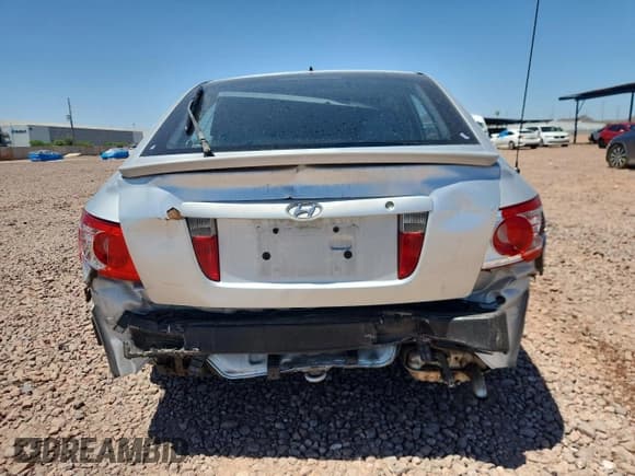 ✅ 2005 Hyundai Elantra GLS • VIN: KMHDN56D25U133302 • Lot: 60155455. Wystawiony na Copart z przebiegiem 177 985 mil. Bezpłatny archiwum sprzedaży aukcyjnych z USA i szczegółowy raport historii pojazdu na DreamBid. Zdjęcie 6.