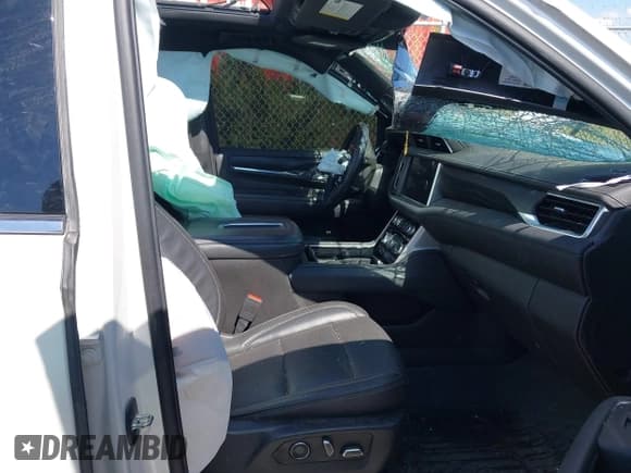 ✅ 2021 GMC Yukon Denali • VIN: 1GKS2DKL6MR187753 • Lot: 42318245. Listed on IAAI with 82,121 mi. Free auction sales archive from the USA and detailed vehicle history report at DreamBid. Image 5.