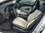 ✅ 2018 Dodge Charger R/T • VIN: 2C3CDXCT7JH237084 • Lot: 81502185. Wystawiony na Copart z przebiegiem 57 611 mil. Bezpłatny archiwum sprzedaży aukcyjnych z USA i szczegółowy raport historii pojazdu na DreamBid. Zdjęcie 7.