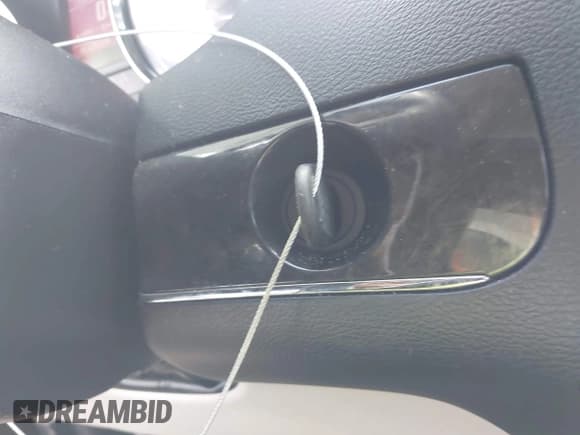 ✅ 2016 Chrysler Town & Country Touring • VIN: 2C4RC1BG6GR301239 • Lot: 43089987. Wystawiony na IAAI z przebiegiem 161 251 mil. Bezpłatny archiwum sprzedaży aukcyjnych z USA i szczegółowy raport historii pojazdu na DreamBid. Zdjęcie 11.