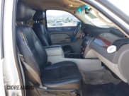 ✅ 2007 Chevrolet Suburban LTZ • VIN: 3GNFC16J57G113284 • Lot: 42477695. Listed on IAAI with Not provided. Free auction sales archive from the USA and detailed vehicle history report at DreamBid. Image 5.