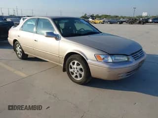 ✅ 1998 Toyota Camry LE • VIN: JT2BF28KXW0092261 • Lot: 43371190. Listed on IAAI with 87,061 mi. Free auction sales archive from the USA and detailed vehicle history report at DreamBid. Image 1.