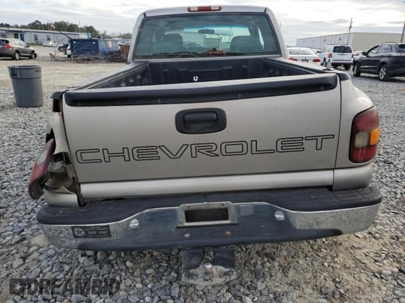 ✅ 2001 Chevrolet Silverado 1500 • VIN: 2GCEC19V011105144 • Лот: 80455074. Опубликован ранее на Copart с пробегом 171 221 миль. Бесплатный доступ к архиву аукционных продаж из США и подробный отчёт об истории автомобиля на DreamBid. Изображение 6.