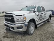 ✅ 2024 Ram 3500 Tradesman • VIN: 3C63R3GJ7RG312206 • Lot: 42588675. Listed on Copart with 1,419 mi. Free auction sales archive from the USA and detailed vehicle history report at DreamBid. Image 1.