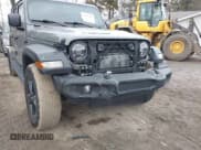 ✅ 2021 Jeep Wrangler Unlimited Sport Altitude • VIN: 1C4HJXDG1MW603784 • Lot: 41509231. Wystawiony na IAAI z przebiegiem 102 567 mil. Bezpłatny archiwum sprzedaży aukcyjnych z USA i szczegółowy raport historii pojazdu na DreamBid. Zdjęcie 6.