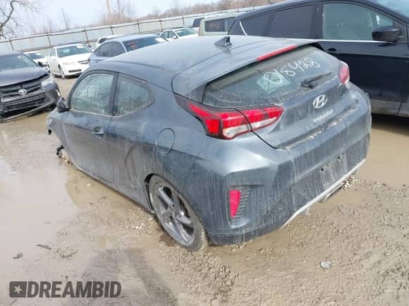 2019 Hyundai Veloster 2.0 z VIN KMHTG6AF2KU018425, wystawiony jako IAAI lot #41649027 z przebiegiem 67 155 mil mil oraz . Historia ofert i sprzedaży dostępna na DreamBid. Obrazek 3.