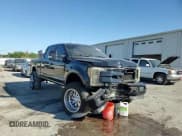 ✅ 2018 Ford F-250 Platinum • VIN: 1FT7W2BT2JEC74885 • Lot: 84477945. Wystawiony na Copart z przebiegiem 72 628 mil. Bezpłatny archiwum sprzedaży aukcyjnych z USA i szczegółowy raport historii pojazdu na DreamBid. Zdjęcie 13.