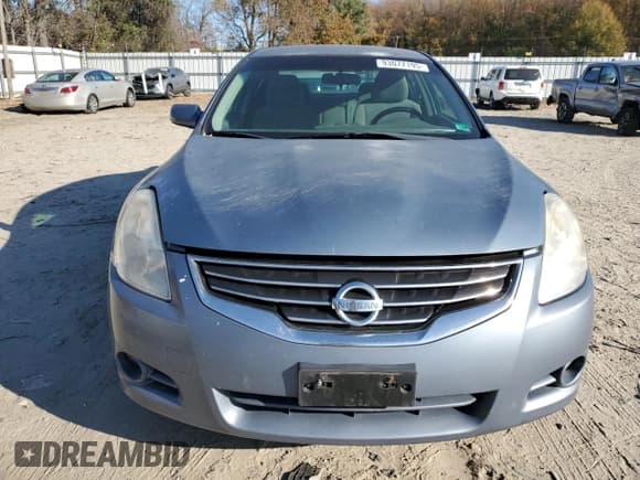 ✅ 2011 Nissan Altima S • VIN: 1N4AL2AP3BC123625 • Lot: 93077195. Wystawiony na Copart z przebiegiem 157 686 mil. Bezpłatny archiwum sprzedaży aukcyjnych z USA i szczegółowy raport historii pojazdu na DreamBid. Zdjęcie 5.