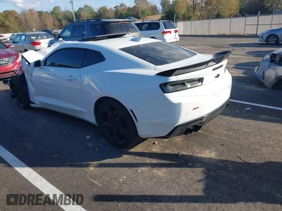✅ 2018 Chevrolet Camaro 2SS • VIN: 1G1FH1R72J0187891 • Лот: 43577328. Опубликован ранее на IAAI с пробегом Не указан. Бесплатный доступ к архиву аукционных продаж из США и подробный отчёт об истории автомобиля на DreamBid. Изображение 3.