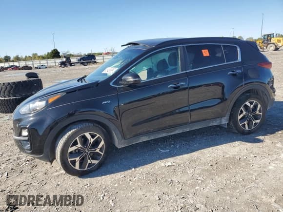 ✅ 2020 Kia Sportage EX • VIN: KNDPNCACXL7777551 • Lot: 82548065. Wystawiony na Copart z przebiegiem 65 890 mil. Bezpłatny archiwum sprzedaży aukcyjnych z USA i szczegółowy raport historii pojazdu na DreamBid. Zdjęcie 1.