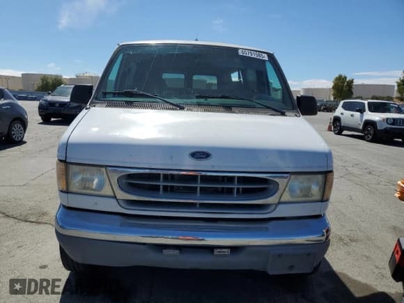 ✅ 1999 Ford Econoline Passenger XL • VIN: 1FBNE31LXXHA06972 • Lot: 65791985. Wystawiony na Copart z przebiegiem 231 201 mil. Bezpłatny archiwum sprzedaży aukcyjnych z USA i szczegółowy raport historii pojazdu na DreamBid. Zdjęcie 5.