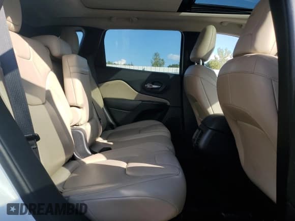 ✅ 2016 Jeep Cherokee Limited • VIN: 1C4PJMDS2GW122526 • Lot: 80631795. Wystawiony na Copart z przebiegiem 138 935 mil. Bezpłatny archiwum sprzedaży aukcyjnych z USA i szczegółowy raport historii pojazdu na DreamBid. Zdjęcie 11.