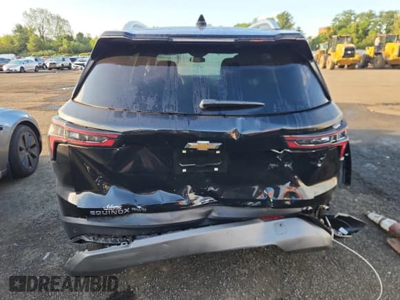 ✅ 2025 Chevrolet Equinox AWD LT • VIN: 3GNAXPEGXSL251734 • Lot: 70637555. Wystawiony na Copart z przebiegiem 3 670 mil. Bezpłatny archiwum sprzedaży aukcyjnych z USA i szczegółowy raport historii pojazdu na DreamBid. Zdjęcie 6.