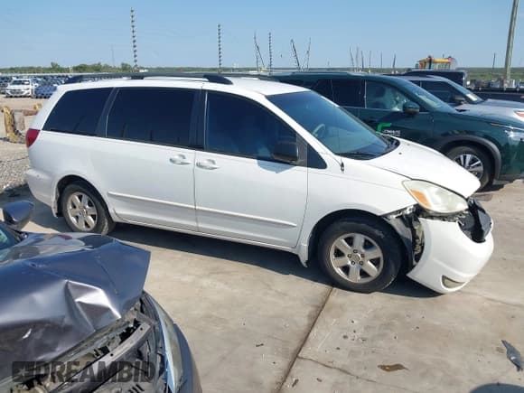 ✅ 2005 Toyota Sienna CE • VIN: 5TDZA23C75S327067 • Lot: 43174534. Listed on IAAI with 258,900 mi. Free auction sales archive from the USA and detailed vehicle history report at DreamBid. Image 13.