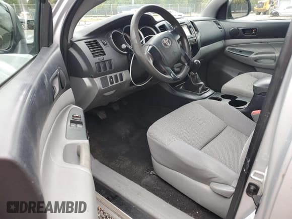 ✅ 2013 Toyota Tacoma • VIN: 5TFTX4CN2DX032307 • Lot: 85503045. Listed on Copart with 250,732 mi. Free auction sales archive from the USA and detailed vehicle history report at DreamBid. Image 8.