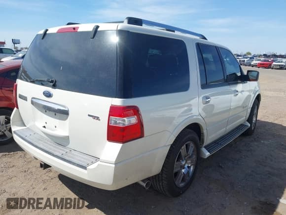 ✅ 2008 Ford Expedition Limited • VIN: 1FMFU19568LA06913 • Lot: 42324971. Listed on IAAI with 154,271 mi. Free auction sales archive from the USA and detailed vehicle history report at DreamBid. Image 4.