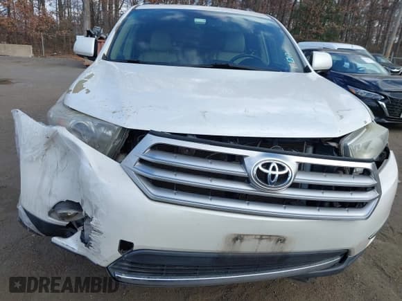 ✅ 2012 Toyota Highlander Limited • VIN: 5TDDK3EH9CS157443 • Lot: 43708248. Listed on IAAI with 169,604 mi. Free auction sales archive from the USA and detailed vehicle history report at DreamBid. Image 6.