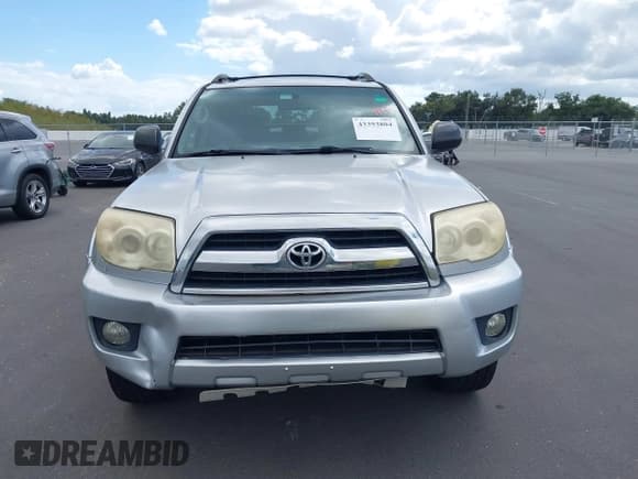 ✅ 2007 Toyota 4Runner SR5 • VIN: JTEZU14R778091799 • Lot: 43393804. Wystawiony na IAAI z przebiegiem 255 886 mil. Bezpłatny archiwum sprzedaży aukcyjnych z USA i szczegółowy raport historii pojazdu na DreamBid. Zdjęcie 12.