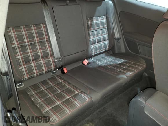 ✅ 2012 Volkswagen Golf GTI Autobahn • VIN: WVWFD7AJXCW306543 • Lot: 61012485. Wystawiony na Copart z przebiegiem 112 115 mil. Bezpłatny archiwum sprzedaży aukcyjnych z USA i szczegółowy raport historii pojazdu na DreamBid. Zdjęcie 10.