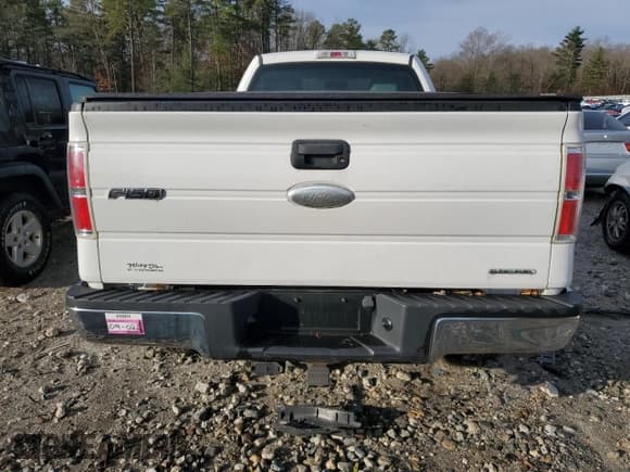 ✅ 2011 Ford F-150 XL • VIN: 1FTMF1EM1BKD82791 • Lot: 82148724. Listed on Copart with 76,928 mi. Free auction sales archive from the USA and detailed vehicle history report at DreamBid. Image 6.