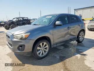 2013 Mitsubishi Outlander ES with VIN 4A4AR3AU7DE002388, listed as a Copart auction lot 71191145 with 210,627 mi miles and Salvage title. Bid and sale history available at DreamBid. Image 1.