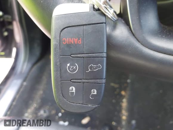 ✅ 2022 Dodge Durango R/T • VIN: 1C4SDHCT0NC209231 • Lot: 42236082. Wystawiony na IAAI z przebiegiem 37 767 mil. Bezpłatny archiwum sprzedaży aukcyjnych z USA i szczegółowy raport historii pojazdu na DreamBid. Zdjęcie 11.